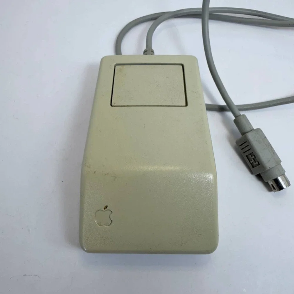 Vintage Apple ADB Mouse A9M0331 for Apple IIgs Macintosh II Beige Missing Ball